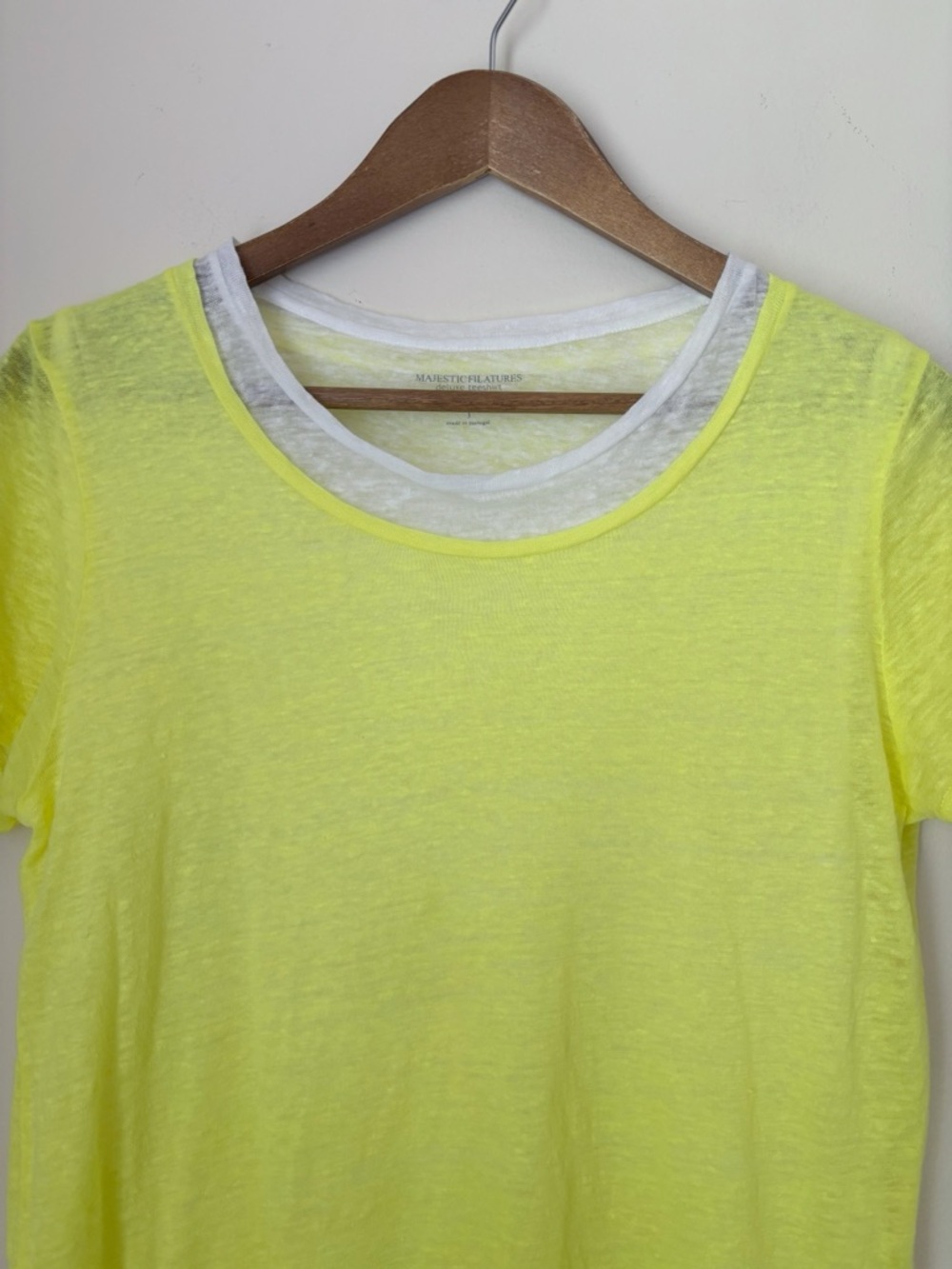 Majestic Filatures Deluxe Linen Layered T Shirt Neon Yellow & White Sz 3 Large - Picture 2 of 7